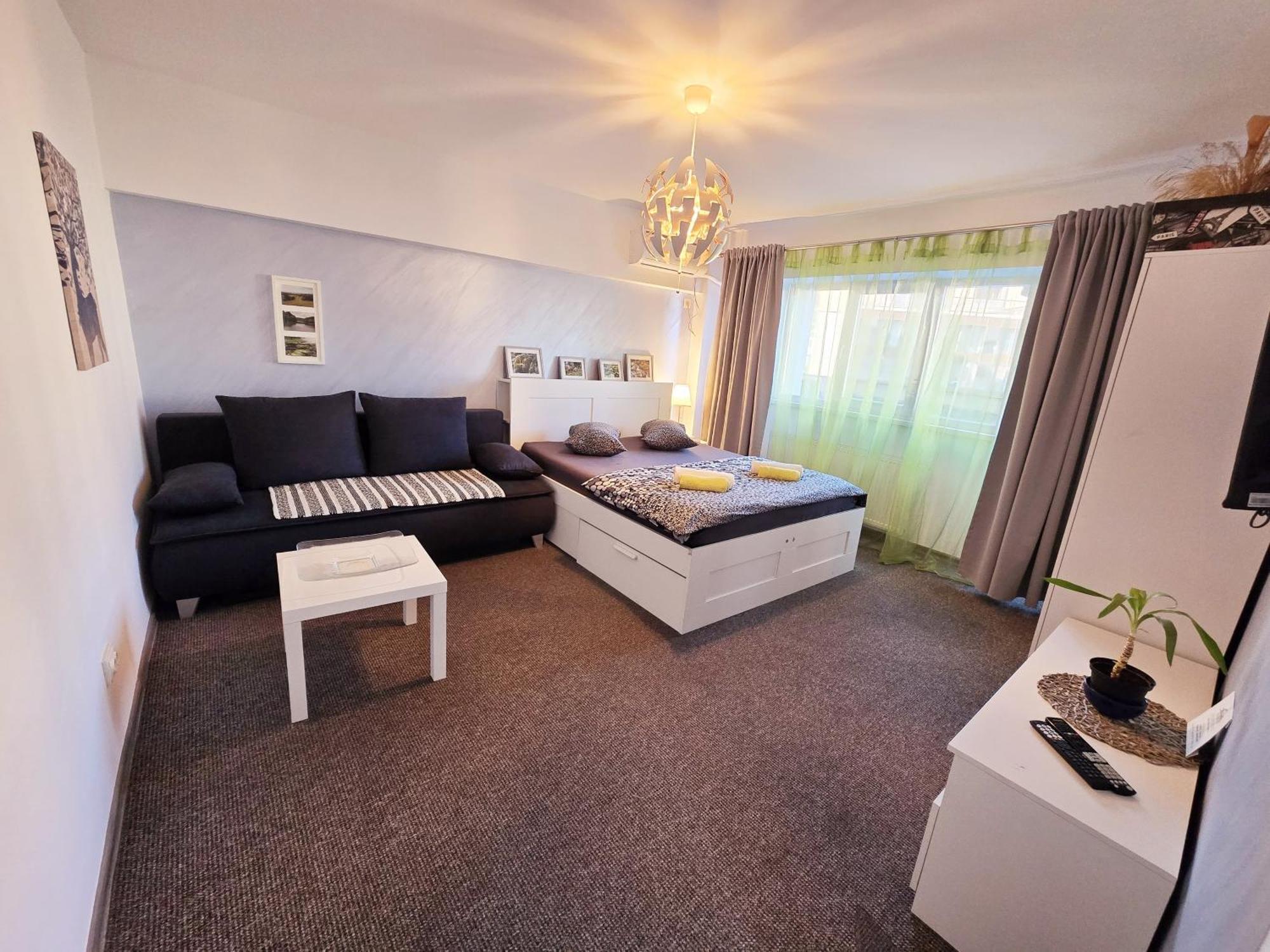 Marcos Apartments - Self Check-In Reșița Dış mekan fotoğraf